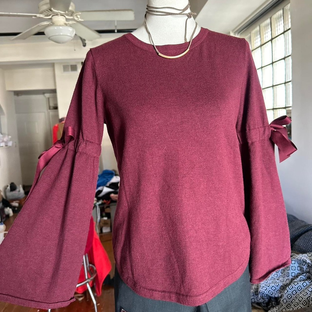 Max Studio burgundy bell sleeve sweater